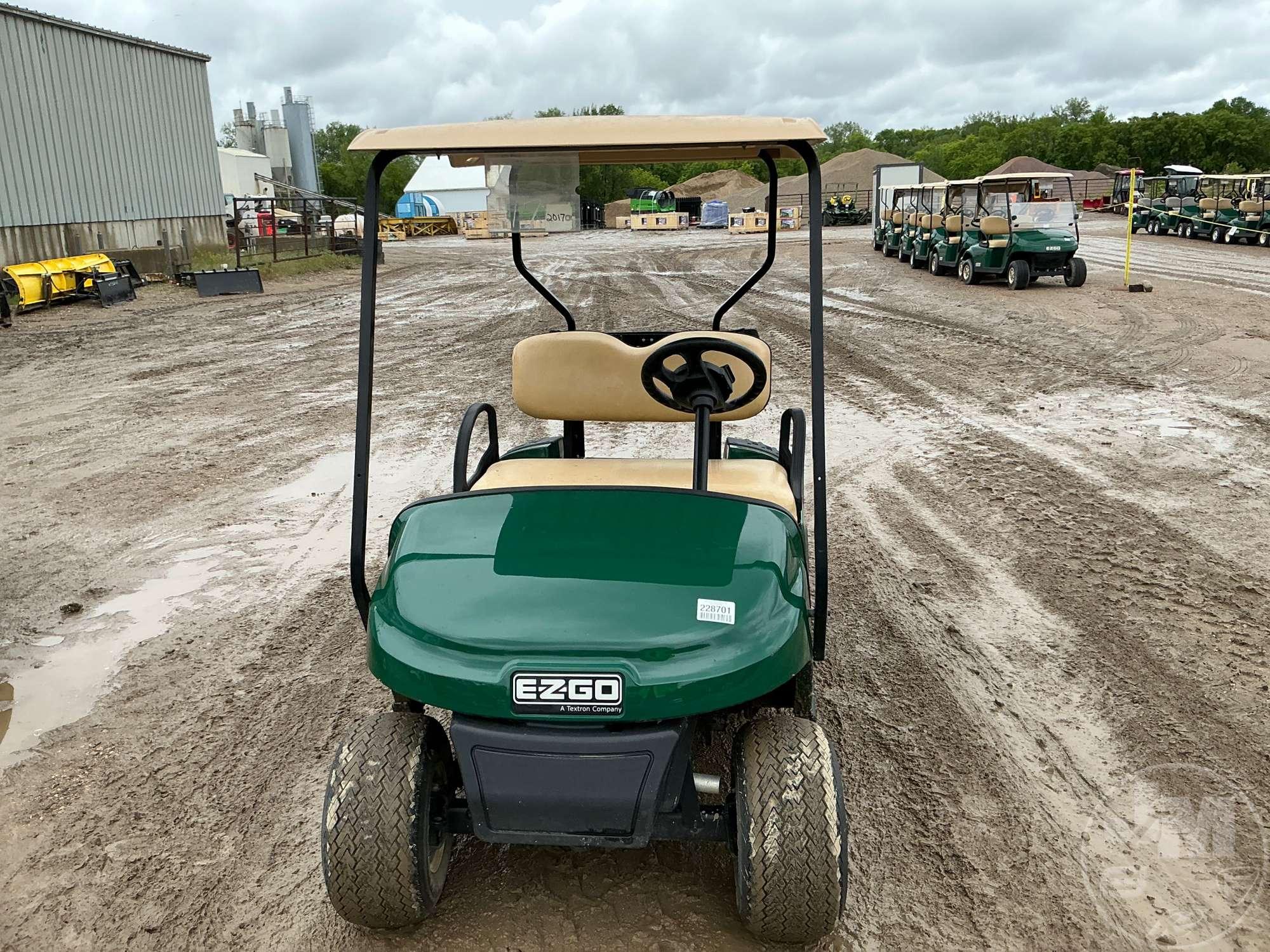 2017 EZ GO TXT GOLF CART 3270905