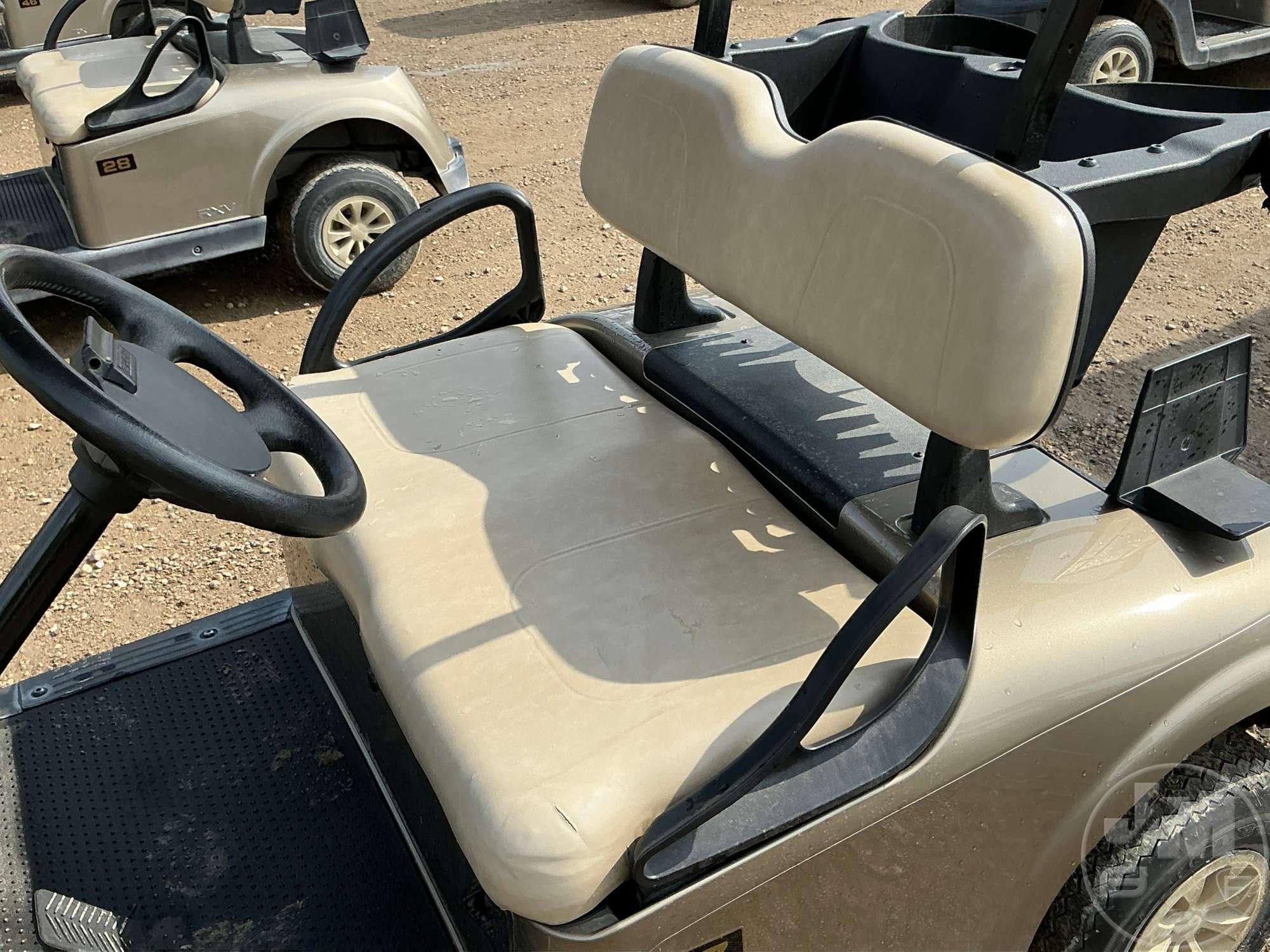 2021 EZ GO RXV GOLF CART 5607164