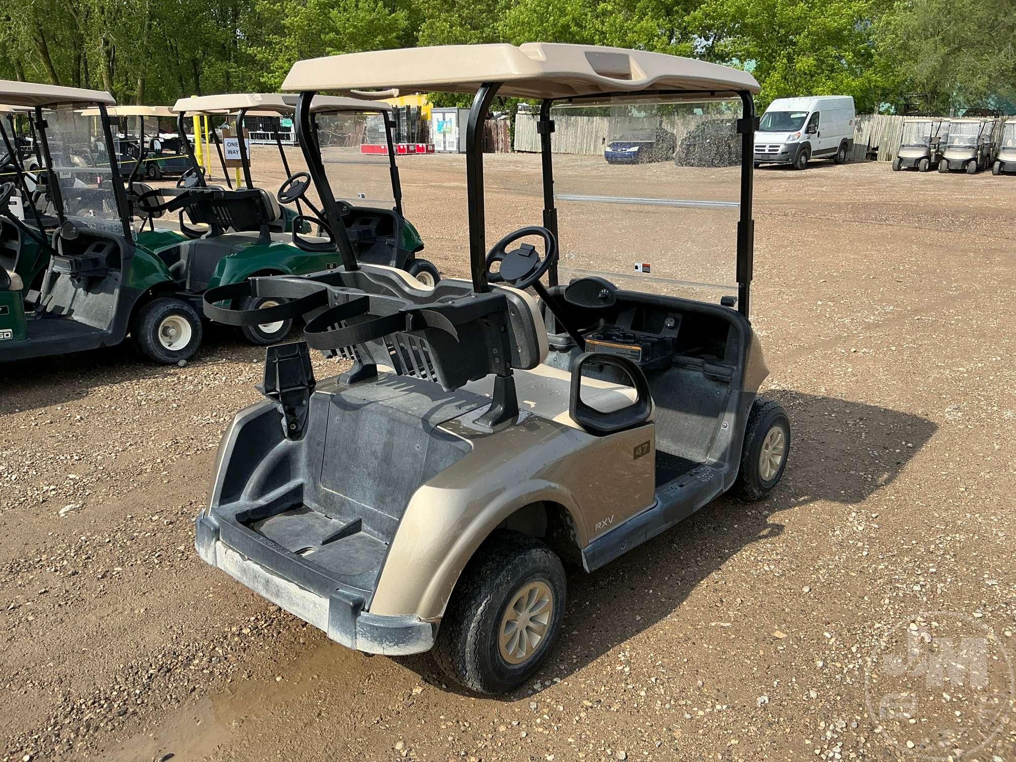 2021 EZ GO RXV GOLF CART 5607164