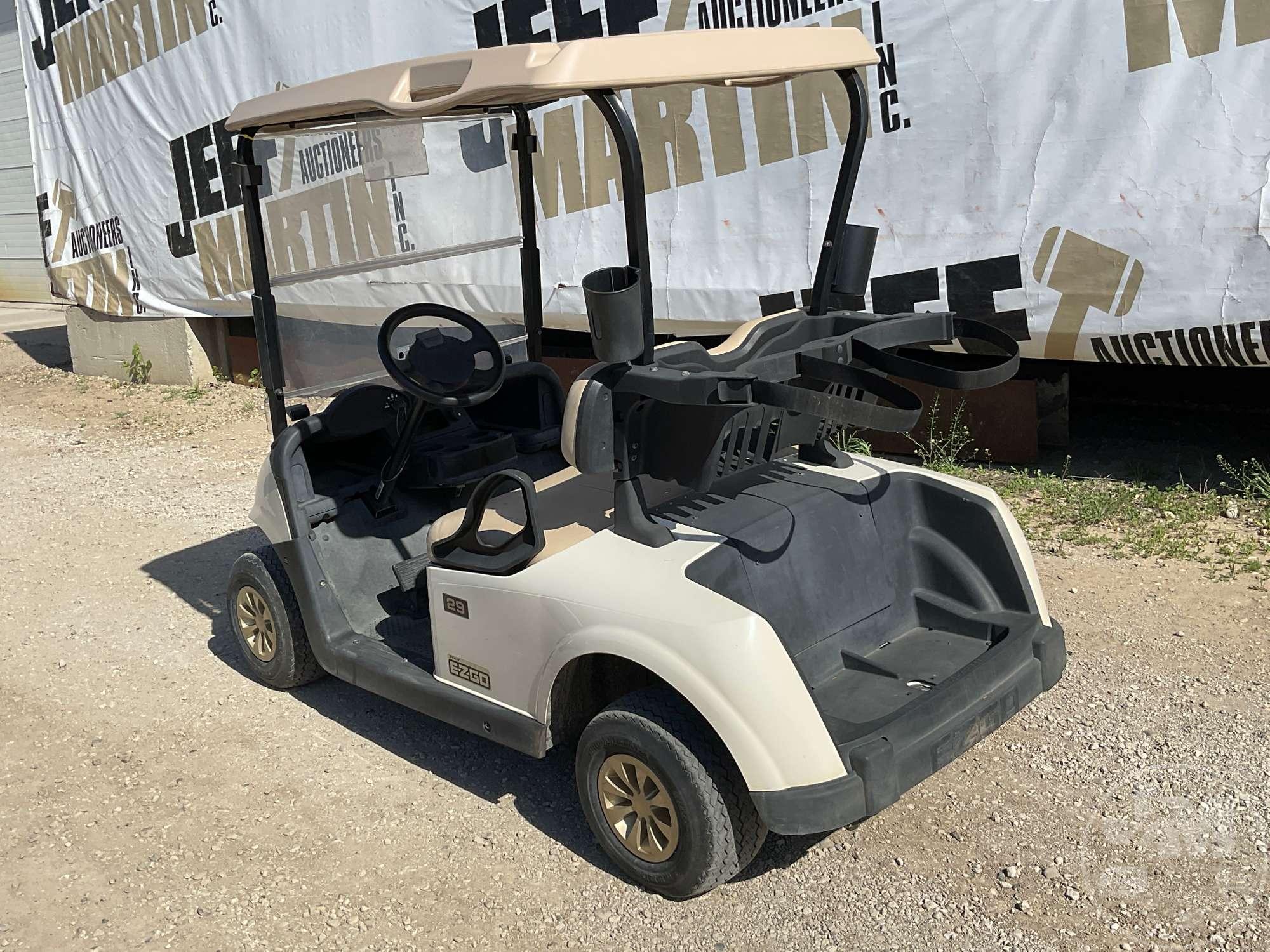 2018 EZ GO RXV GOLF CART 5470974