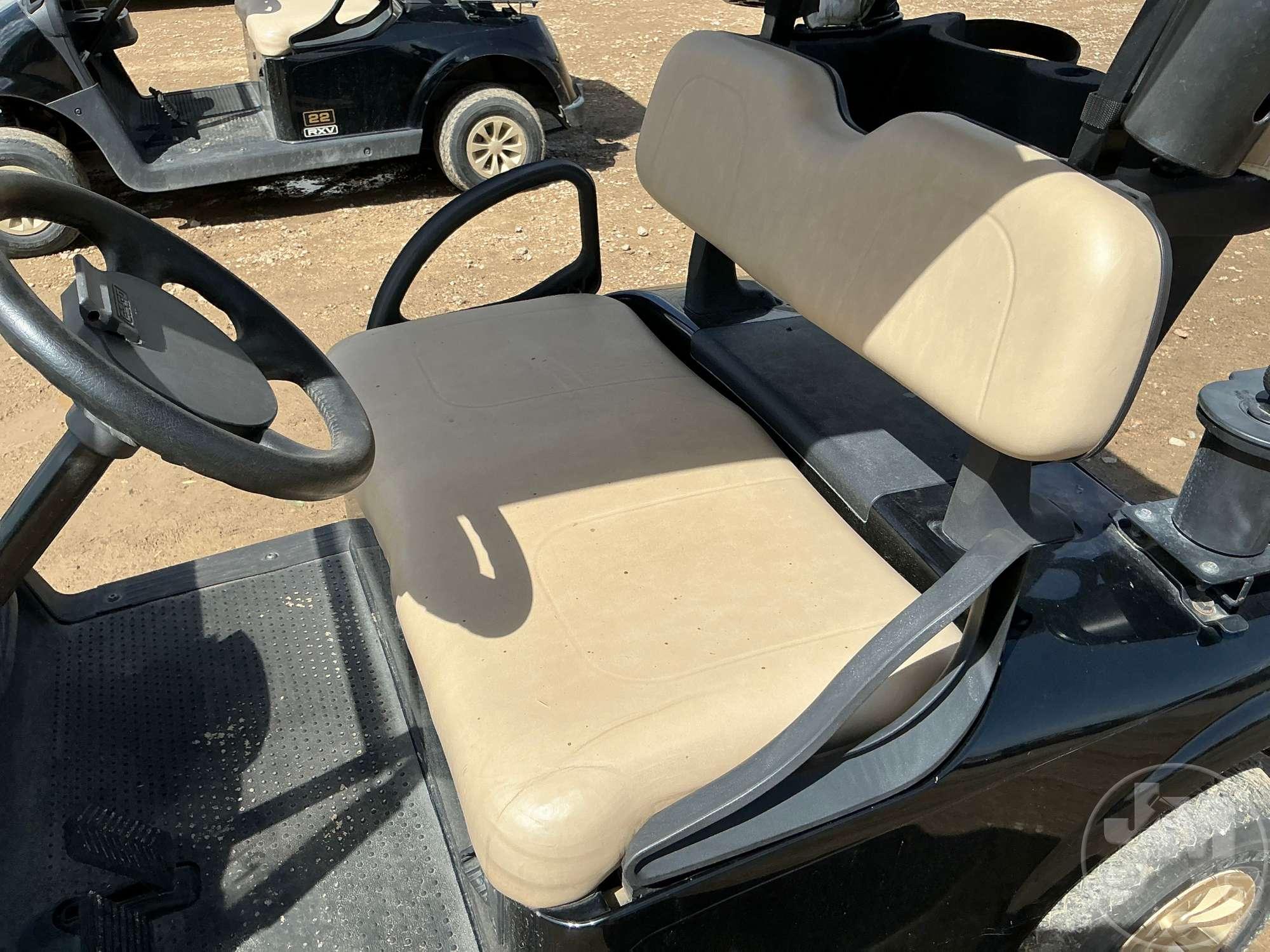 2019 EZ GO RXV GOLF CART 5509056