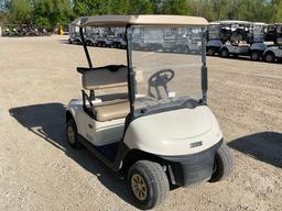 2018 EZ GO RXV GOLF CART 5470439