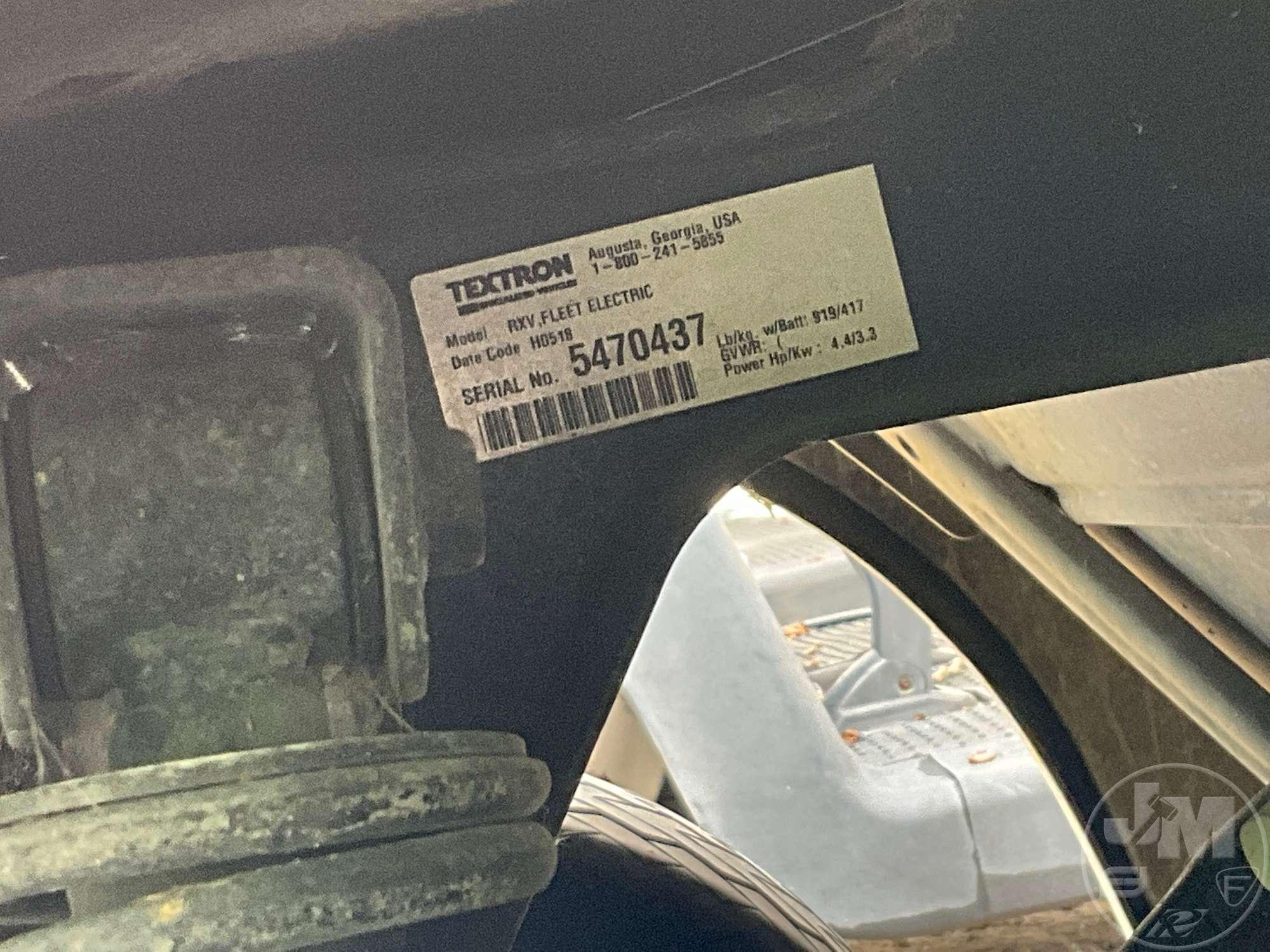 2018 EZ GO RXV GOLF CART 5470437