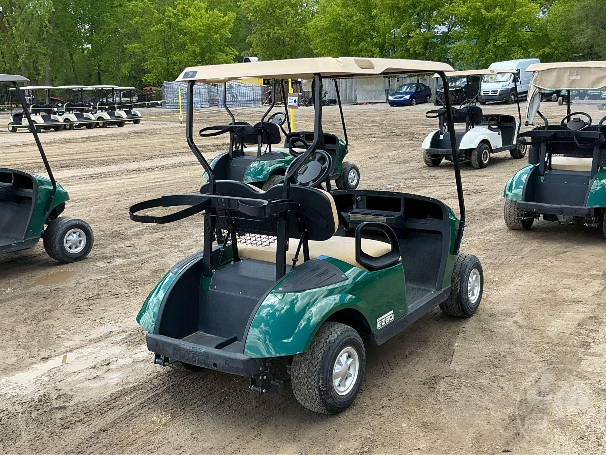 2017 EZ GO TXT GOLF CART 3265975