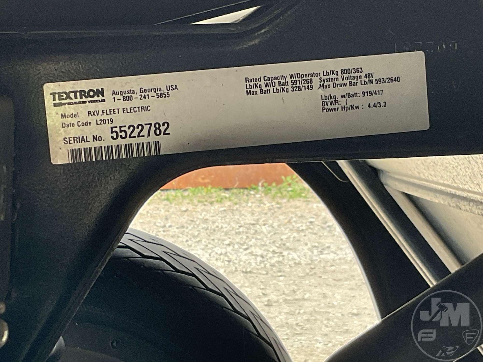 2019 EZ GO RXV GOLF CART 5522782