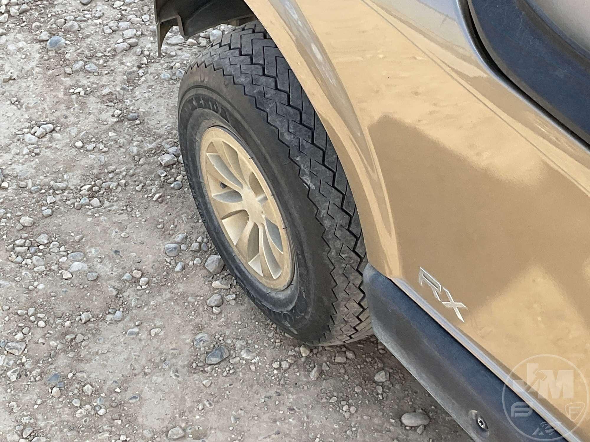 2021 EZ GO RXV GOLF CART 5607193