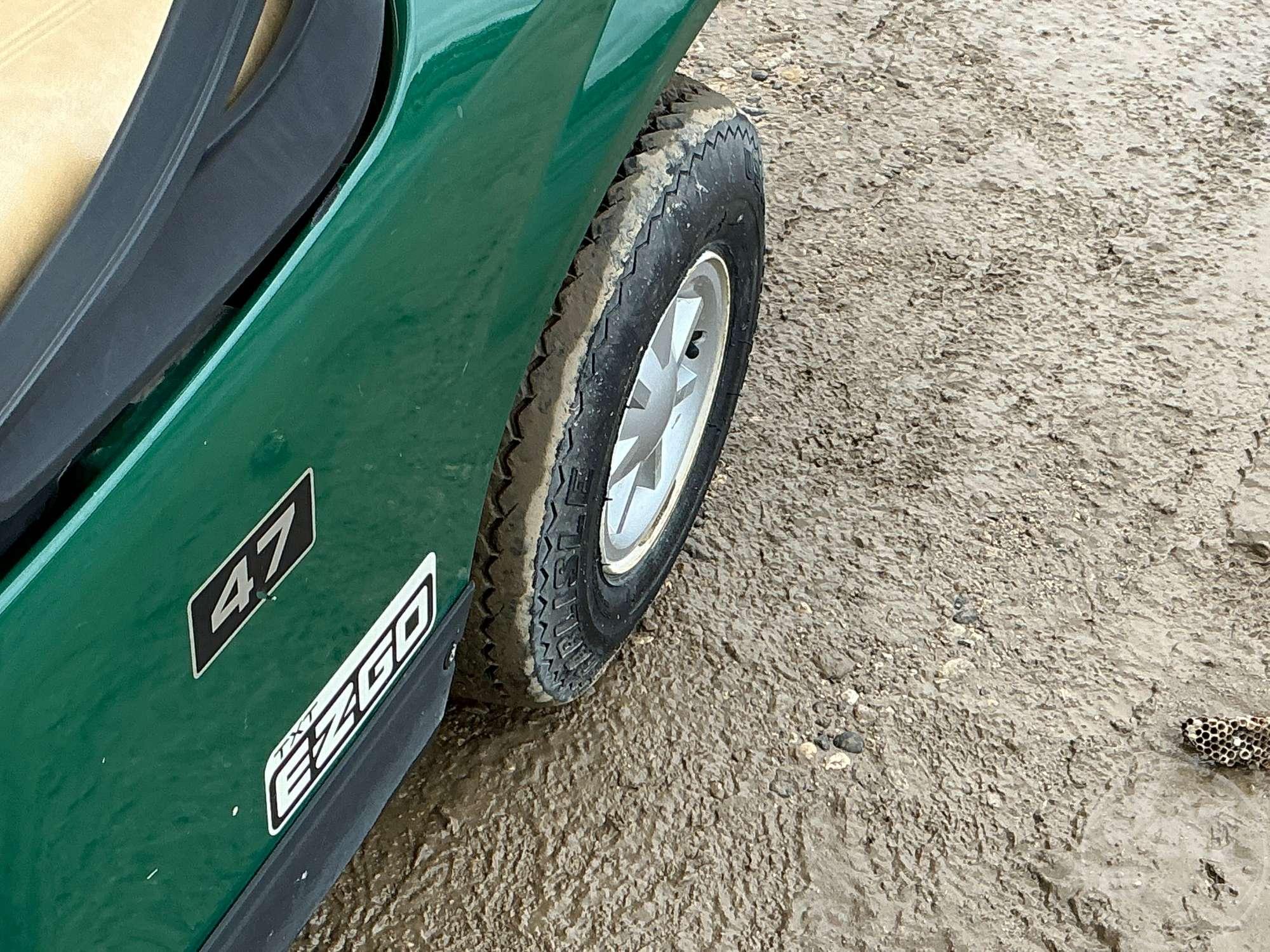 2017 EZ GO TXT GOLF CART 3270618