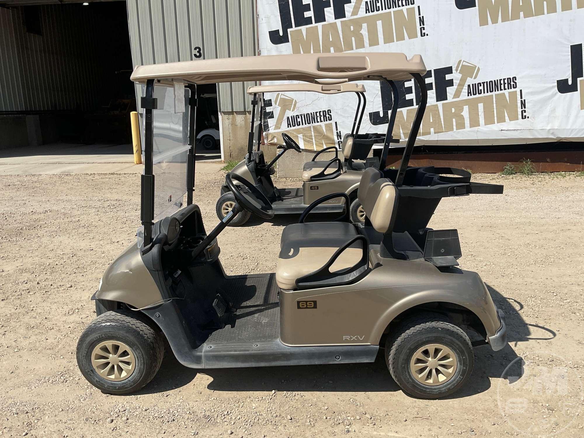 2021 EZ GO RXV GOLF CART 5607181