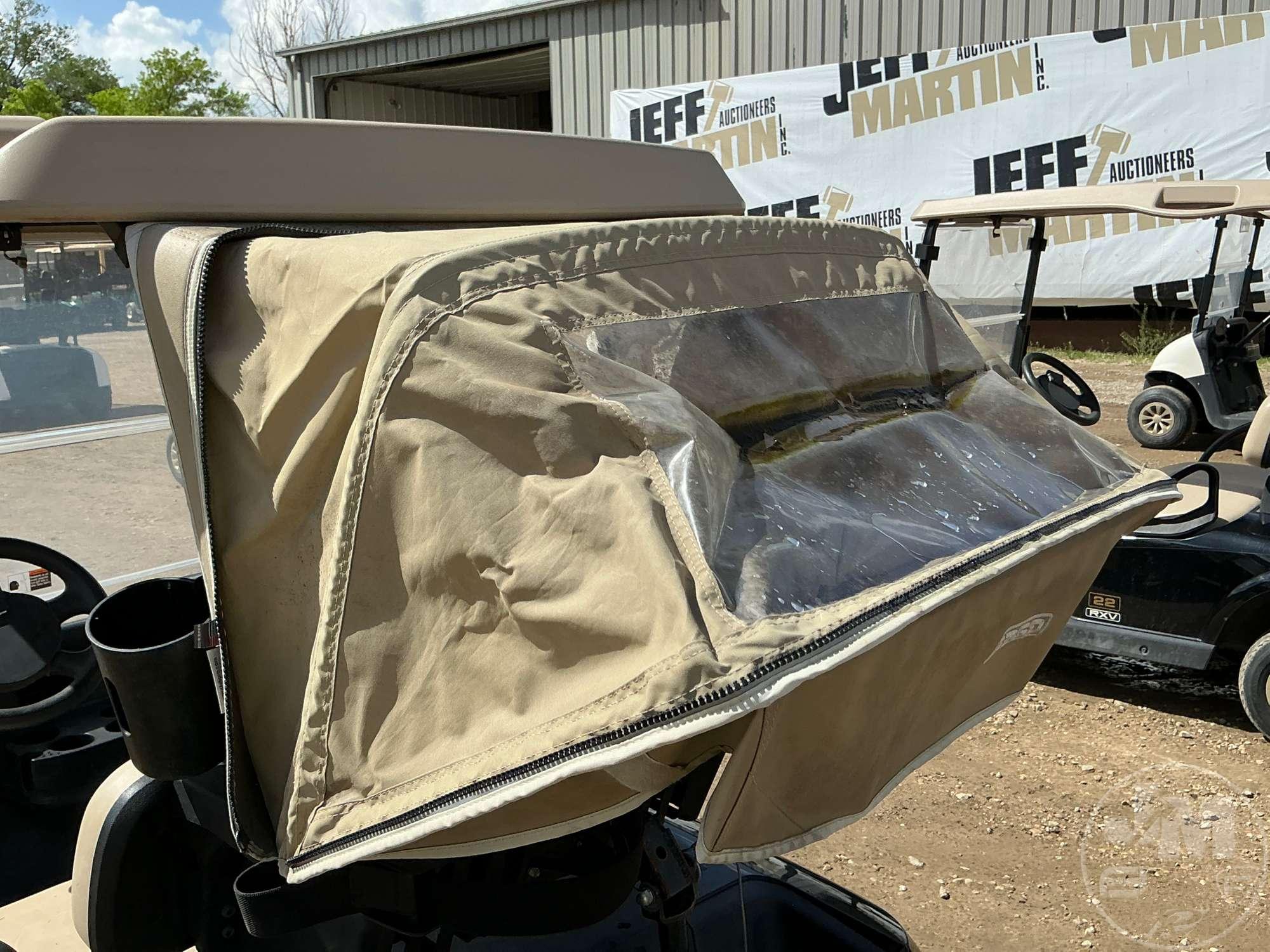 2019 EZ GO RXV GOLF CART 5509056