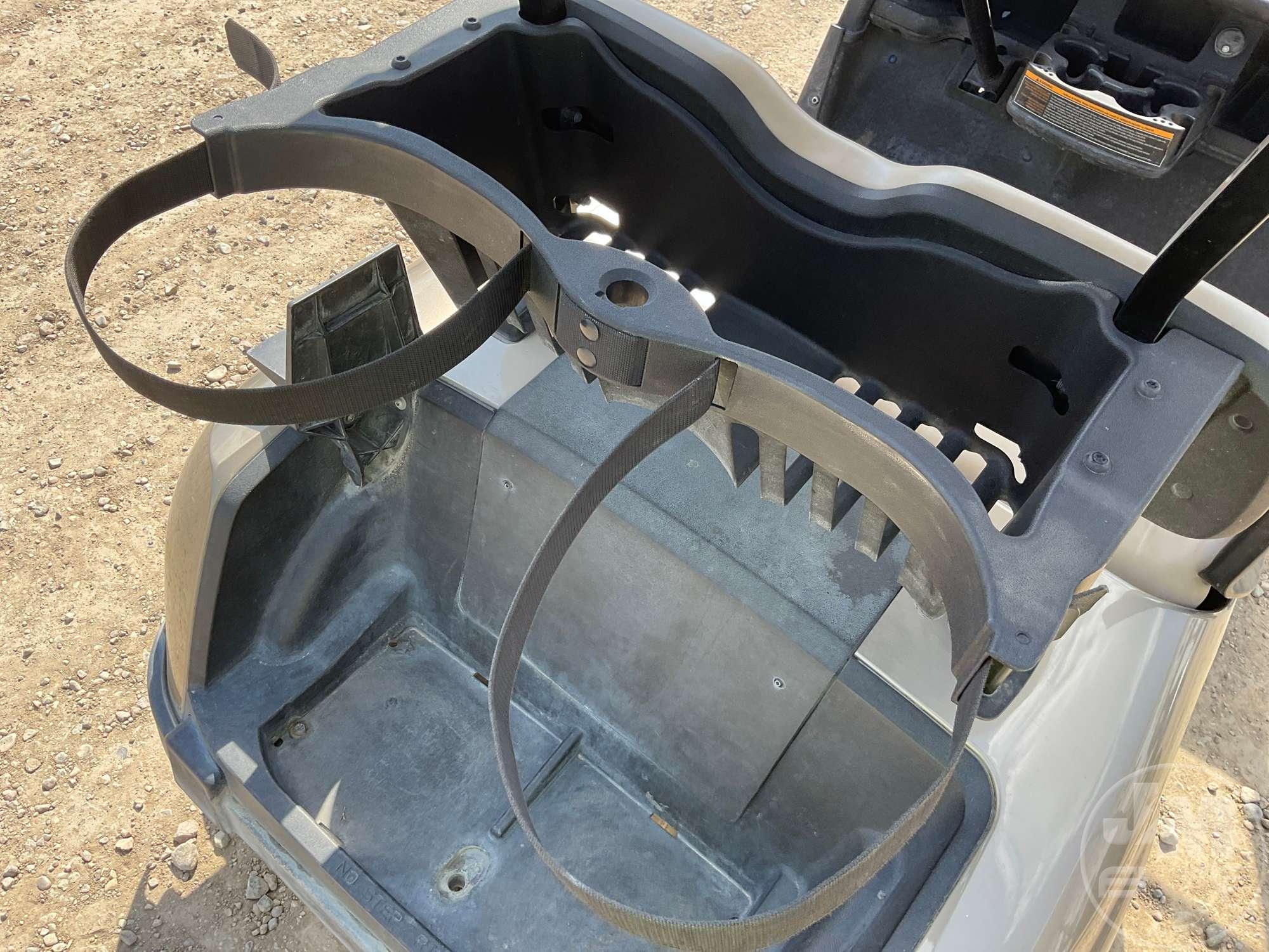 2021 EZ GO RXV GOLF CART 5607193