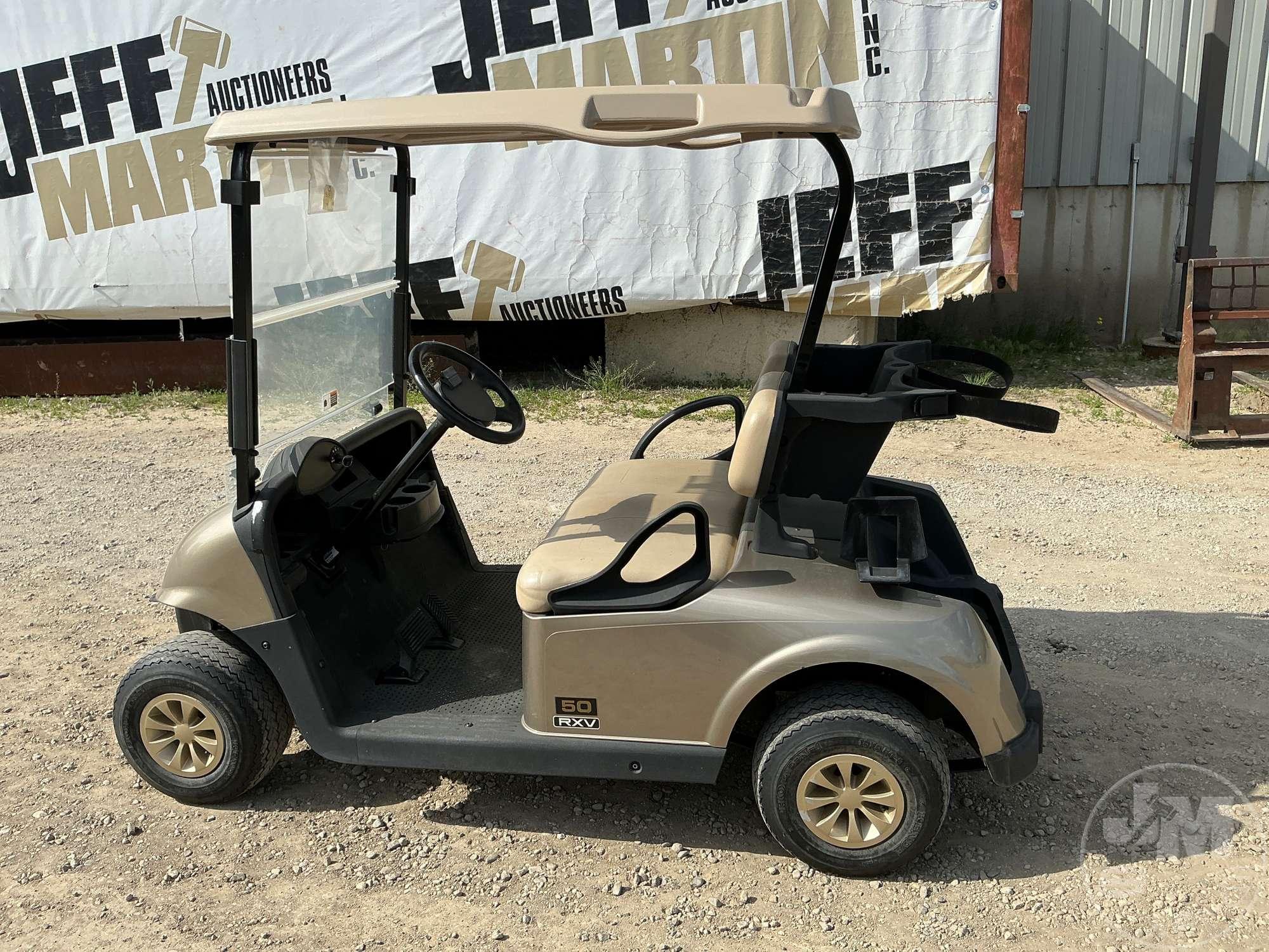 2019 EZ GO RXV GOLF CART 5505999