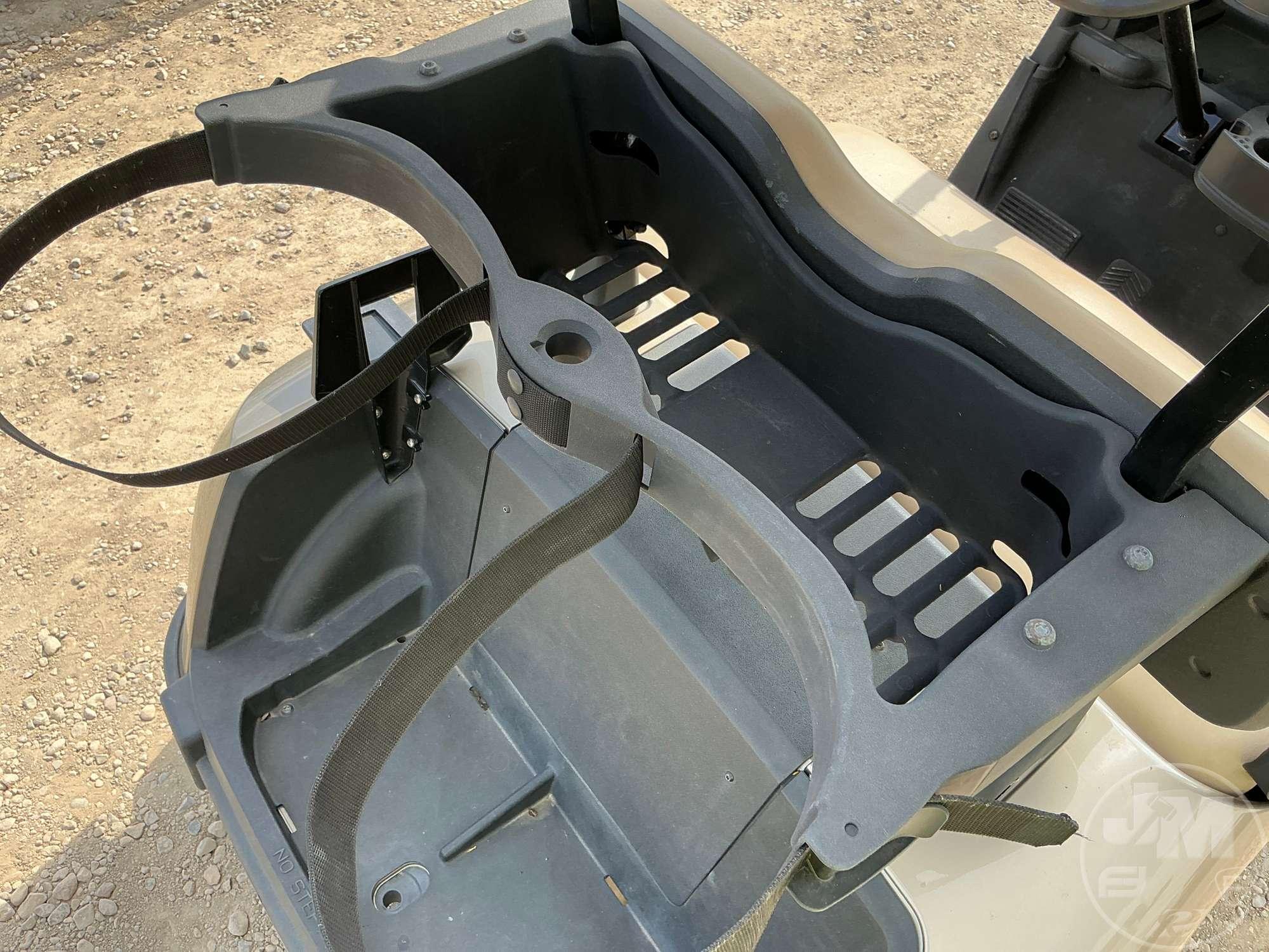 2019 EZ GO RXV GOLF CART 5505999