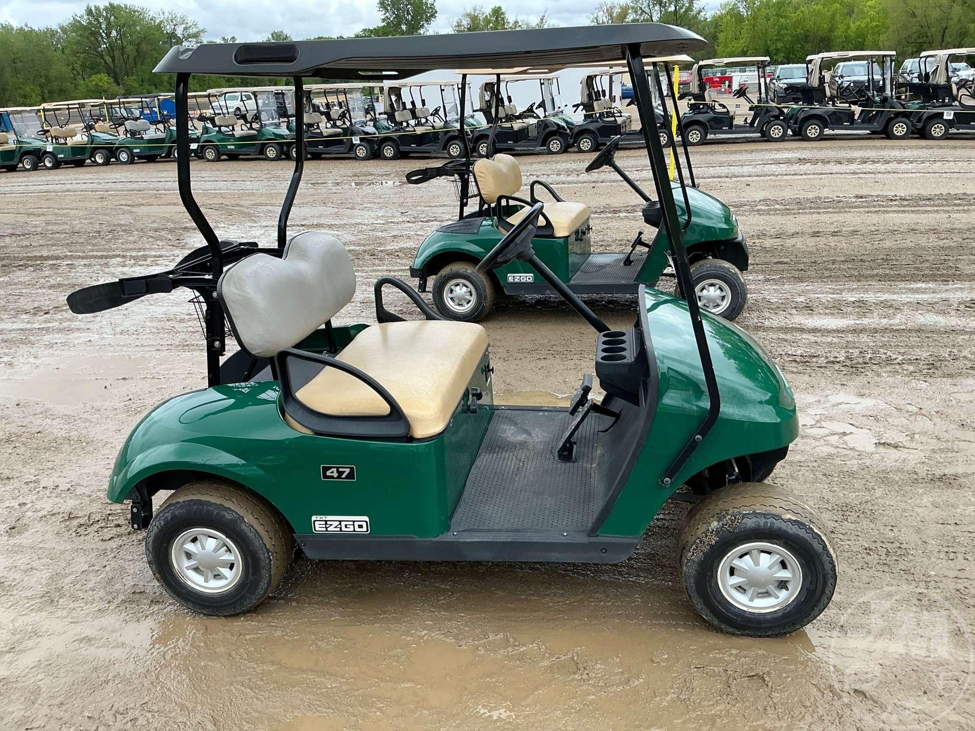 2017 EZ GO TXT GOLF CART 3270618