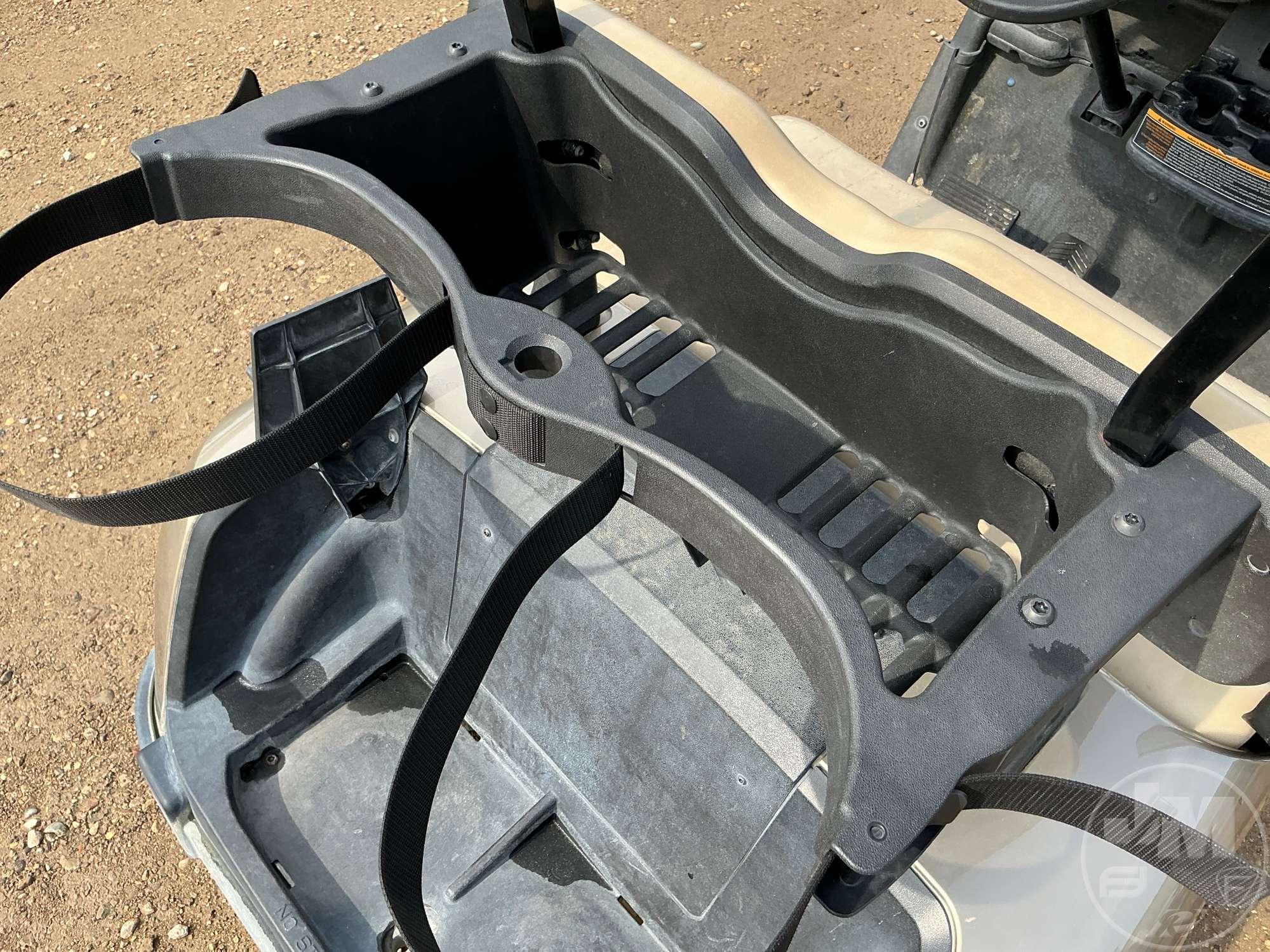 2021 EZ GO RXV GOLF CART 5607209