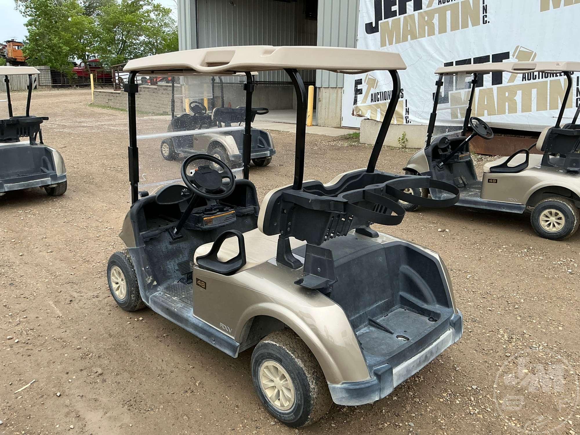 2021 EZ GO RXV GOLF CART 5607187