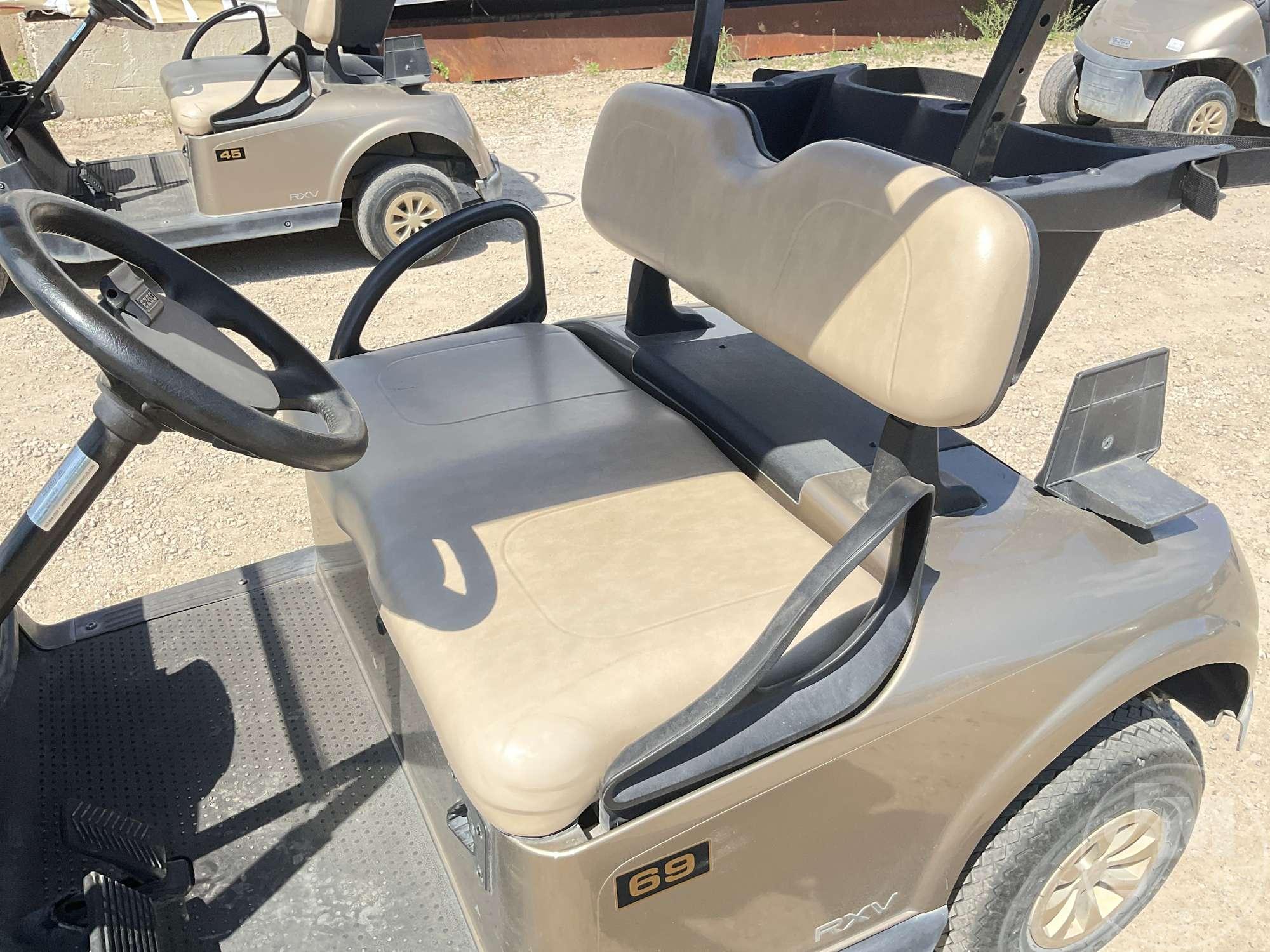 2021 EZ GO RXV GOLF CART 5607181