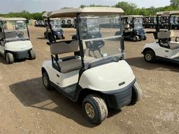 2020 EZ GO RXV GOLF CART 5526674