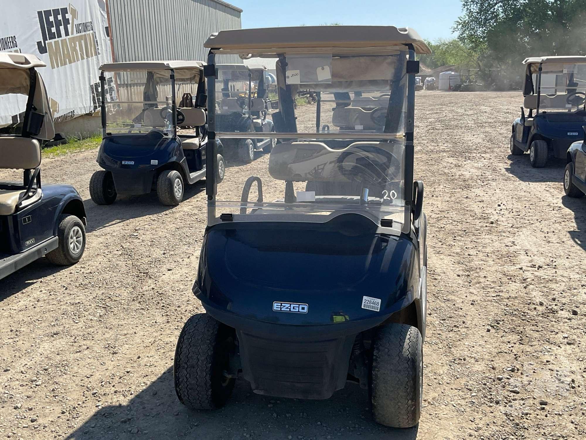 2020 EZ GO RXV GOLF CART 5558267