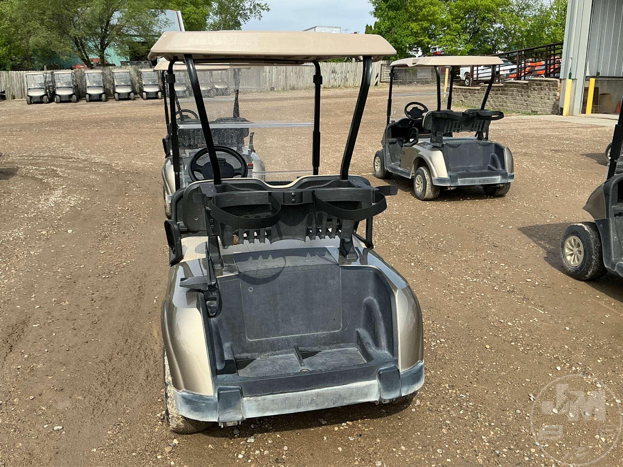 2021 EZ GO RXV GOLF CART 5607209