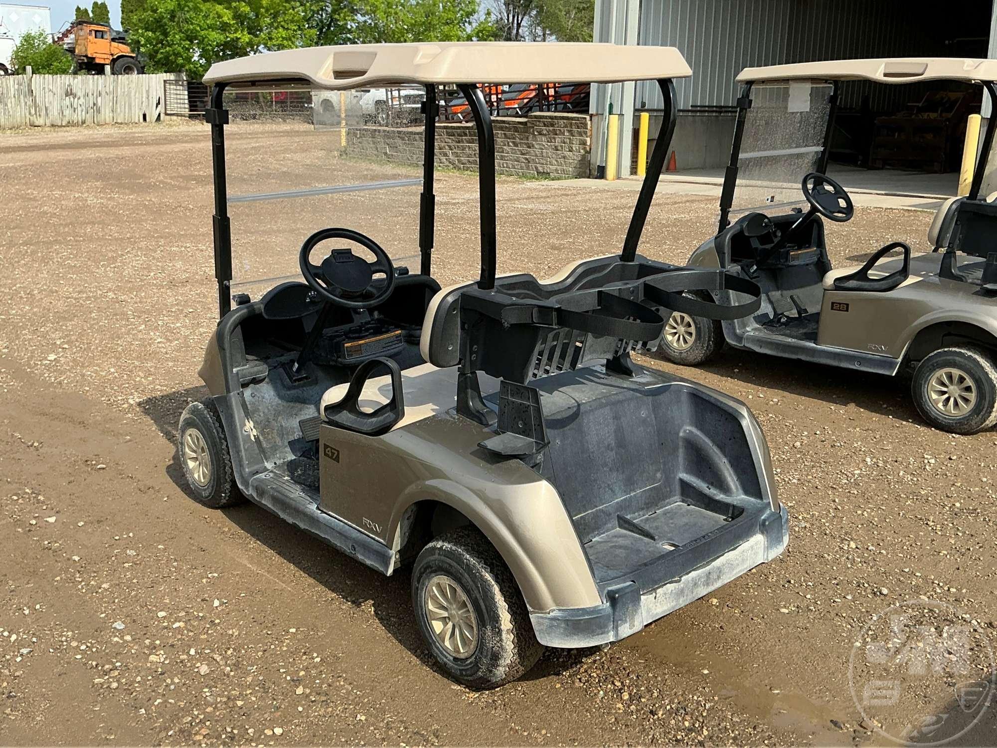 2021 EZ GO RXV GOLF CART 5607164