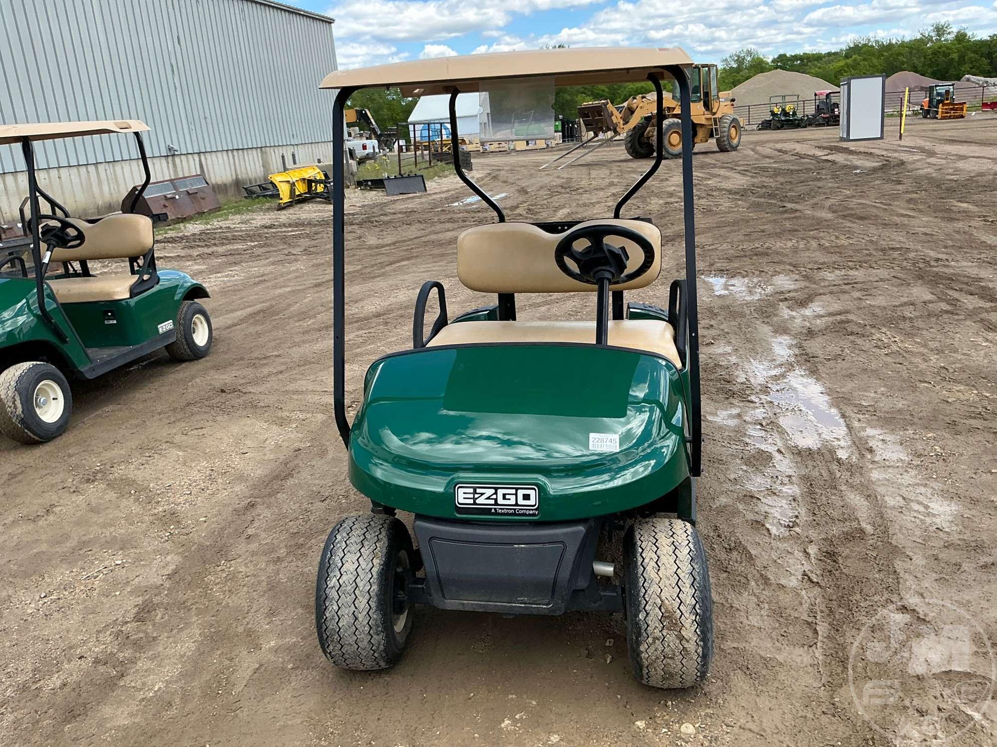 2017 EZ GO TXT GOLF CART 3265975