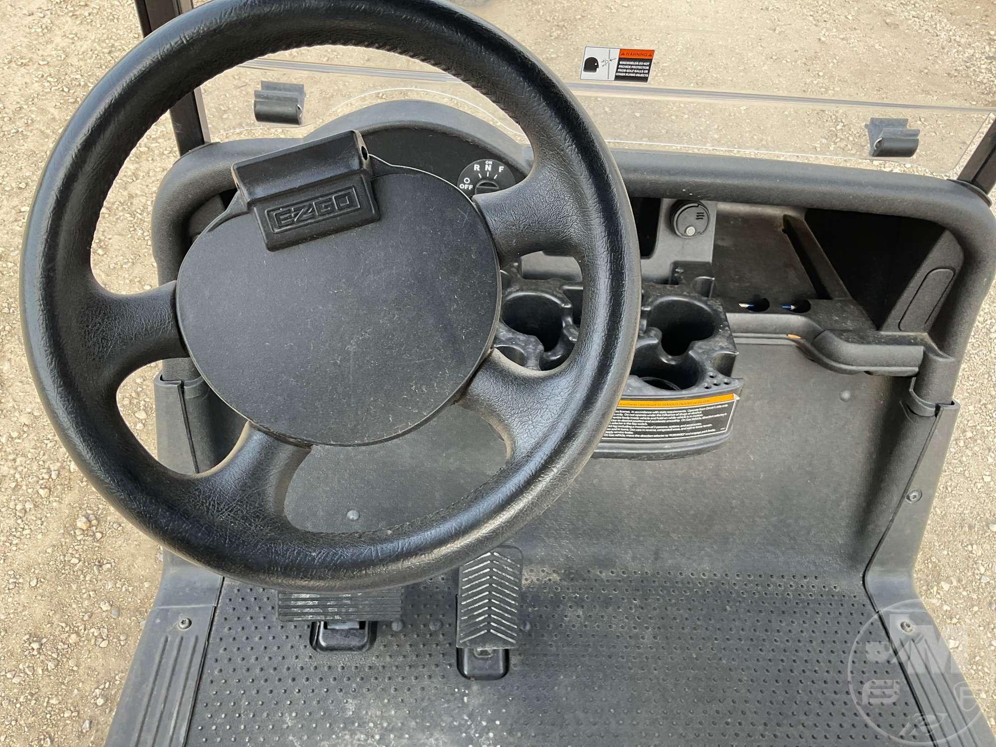 2021 EZ GO RXV GOLF CART 5612968