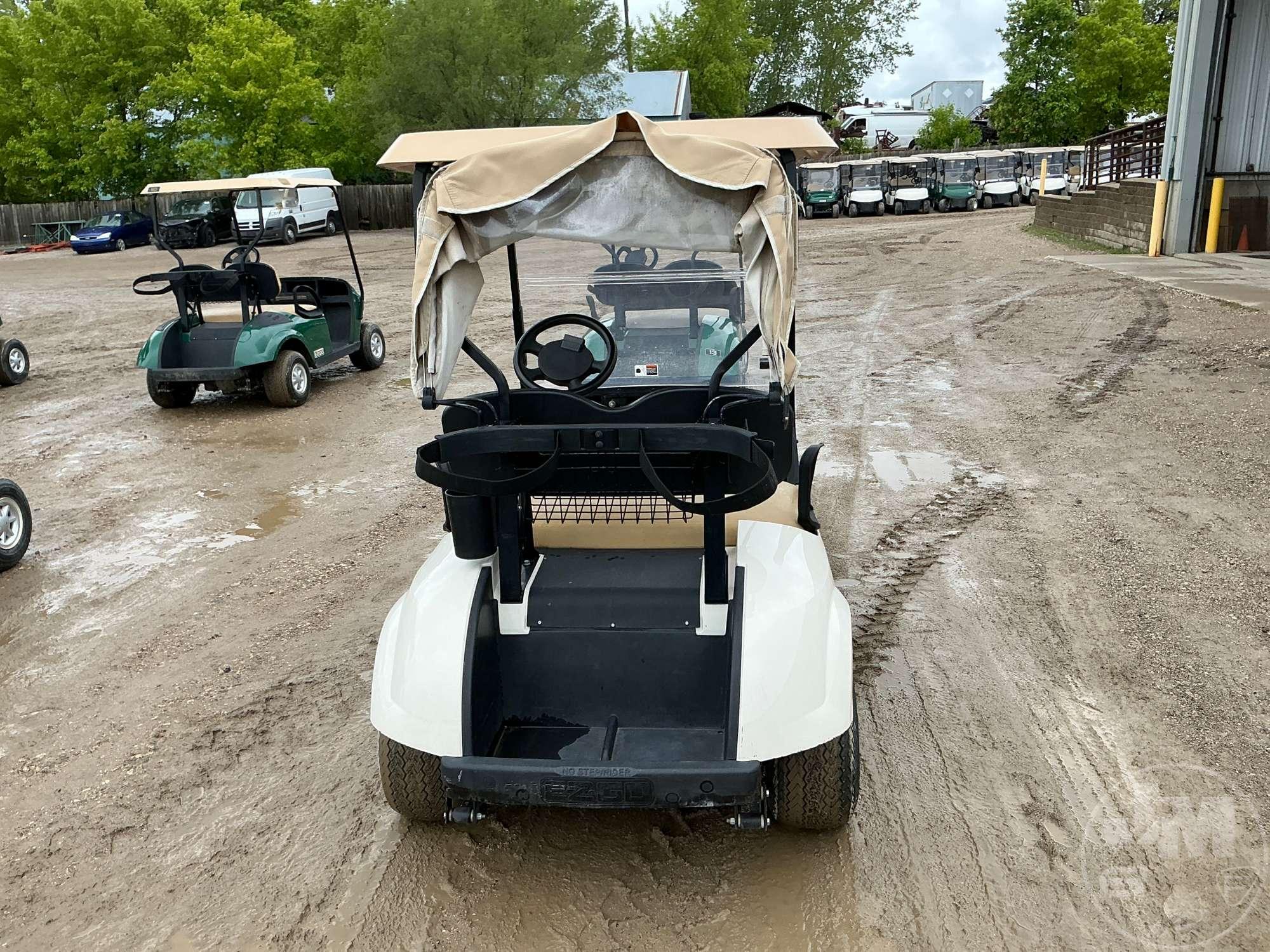 2017 EZ GO TXT GOLF CART 3282508