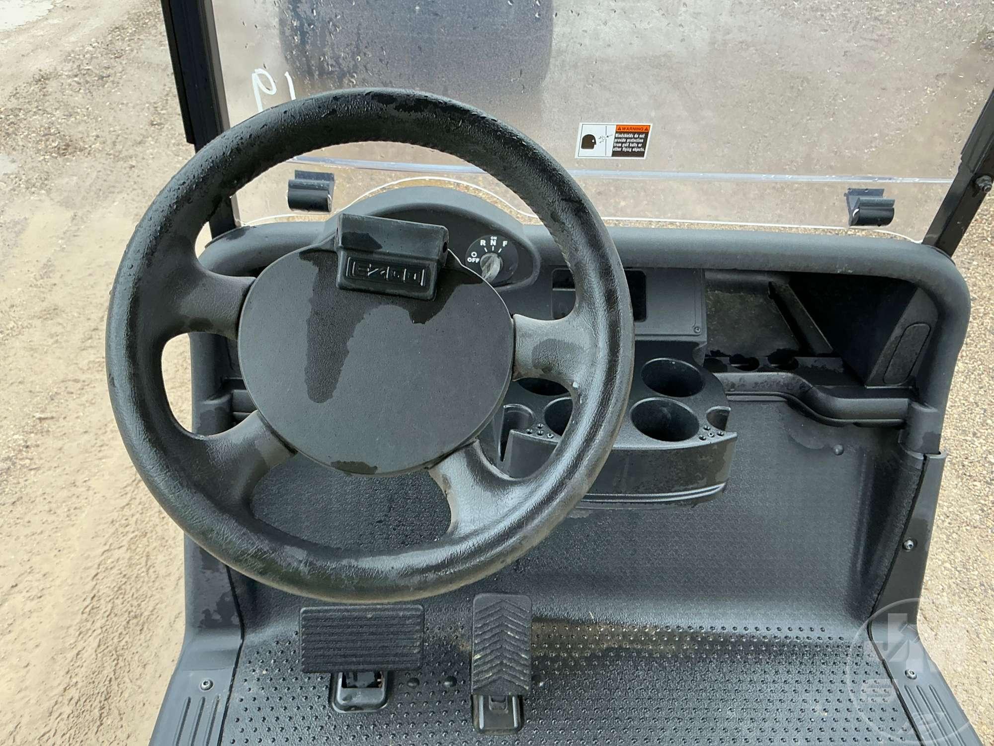 2019 EZ GO RXV GOLF CART 5506315