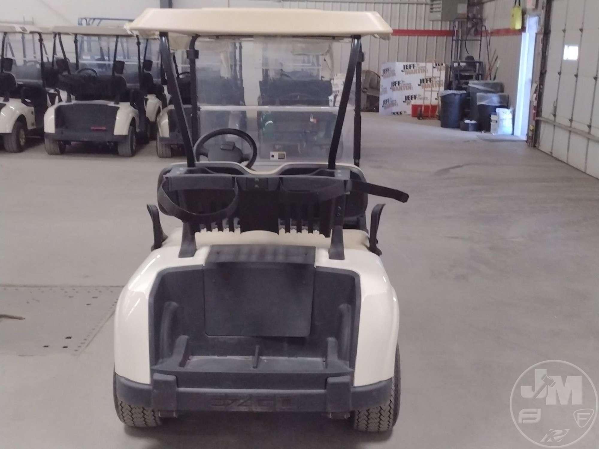 2018 EZ GO RXV GOLF CART 5473334