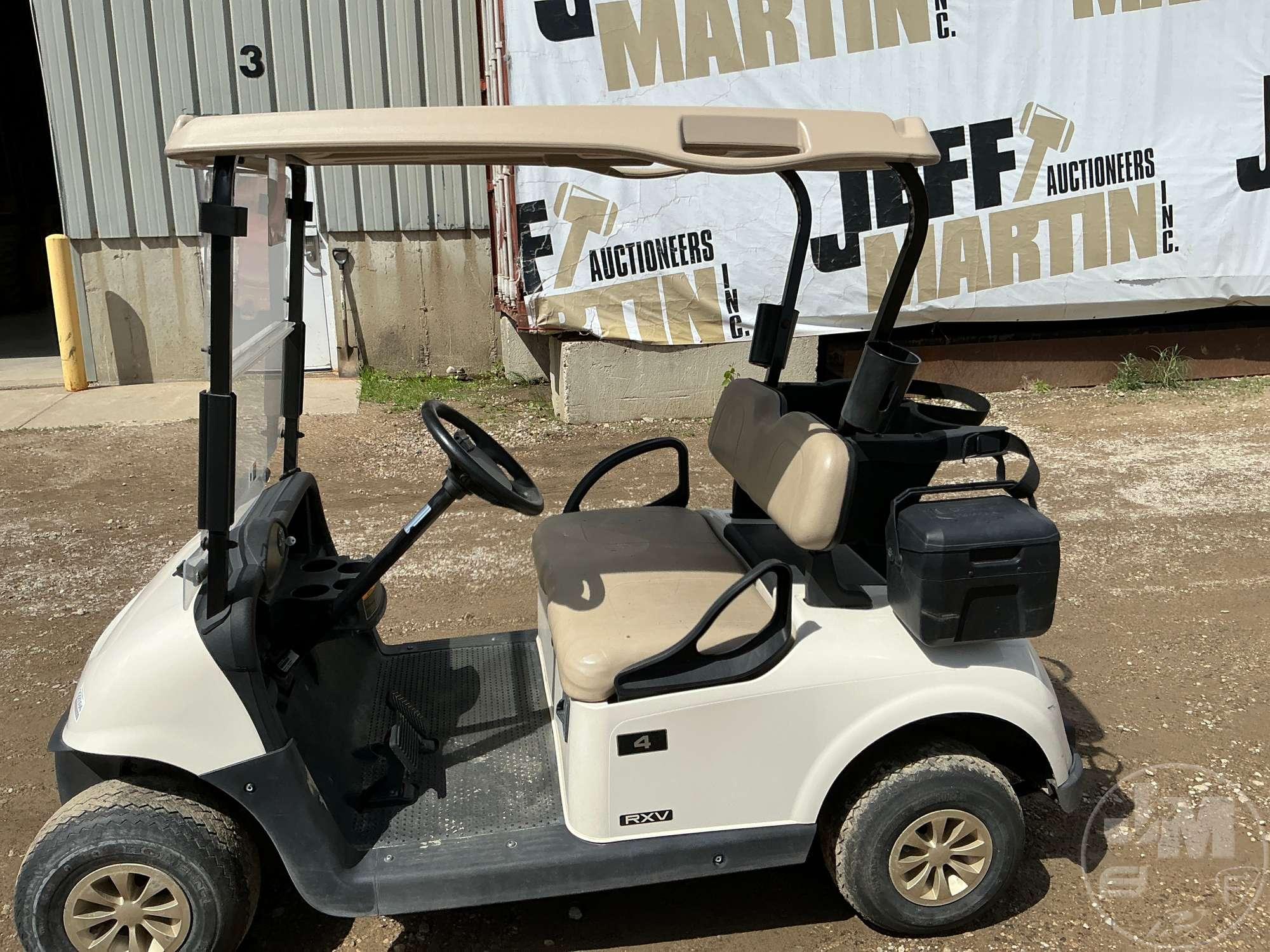 2020 EZ GO RXV GOLF CART 5526674