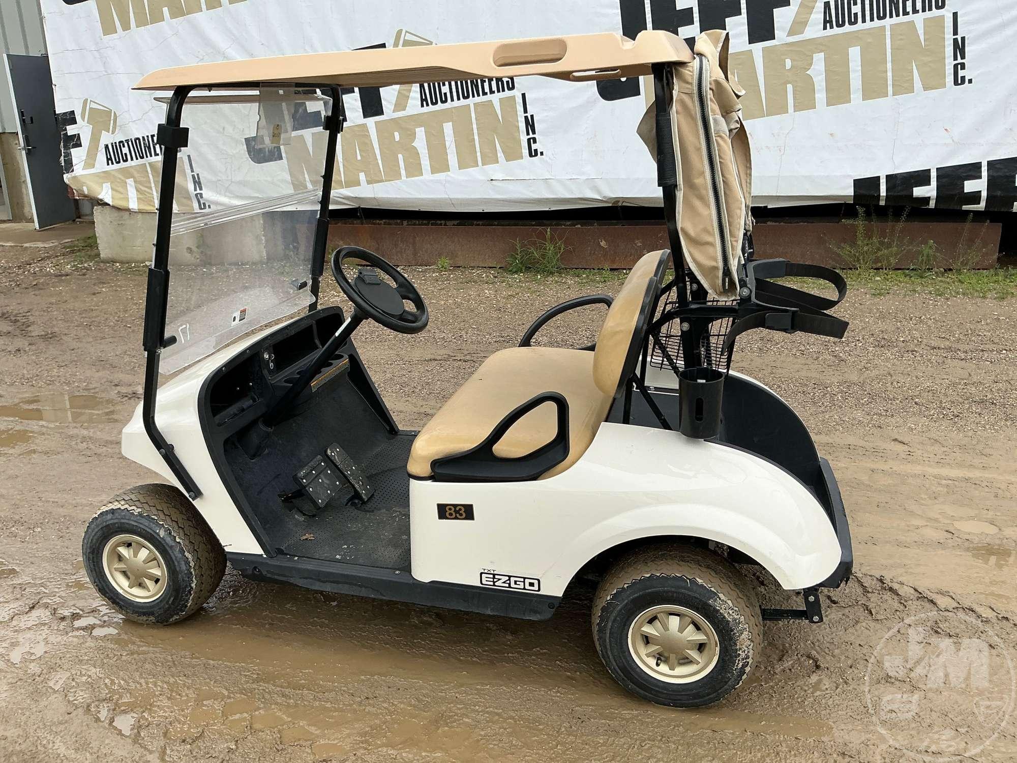2017 EZ GO TXT GOLF CART 3282508
