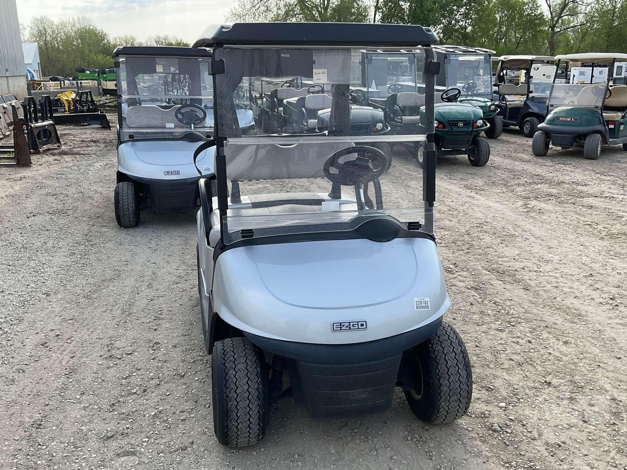 2021 EZ GO RXV GOLF CART 5612968