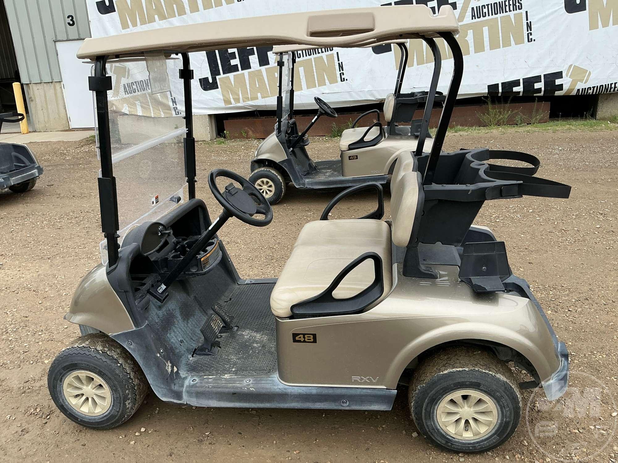 2021 EZ GO RXV GOLF CART 5607187