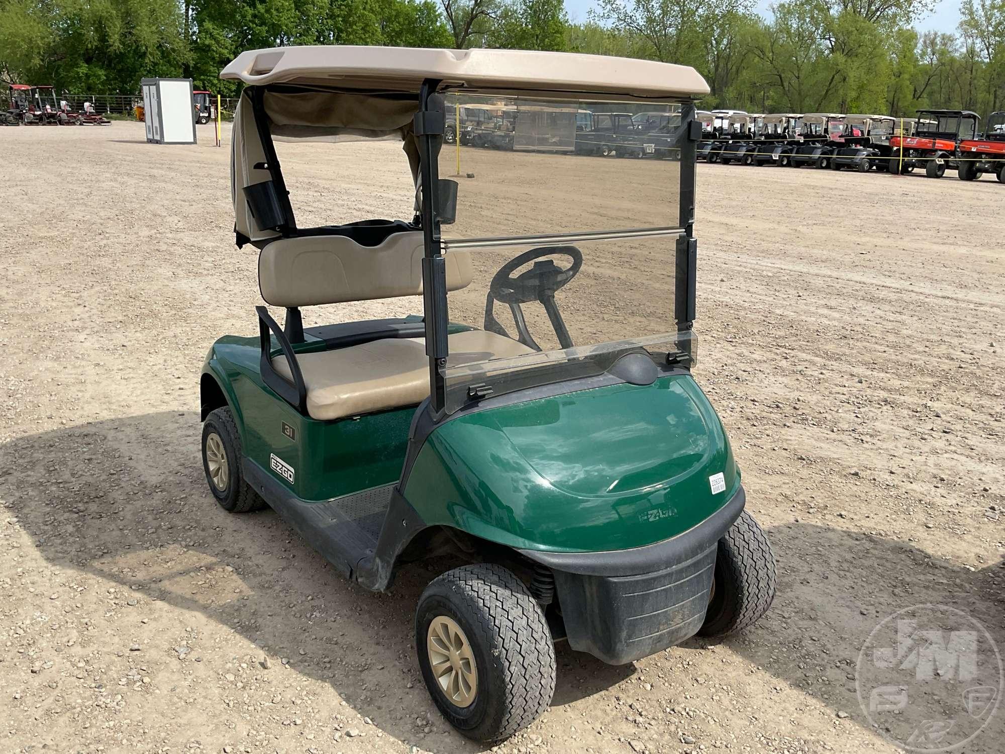 2018 EZ GO RXV-LITHIUM GOLF CART 5480826