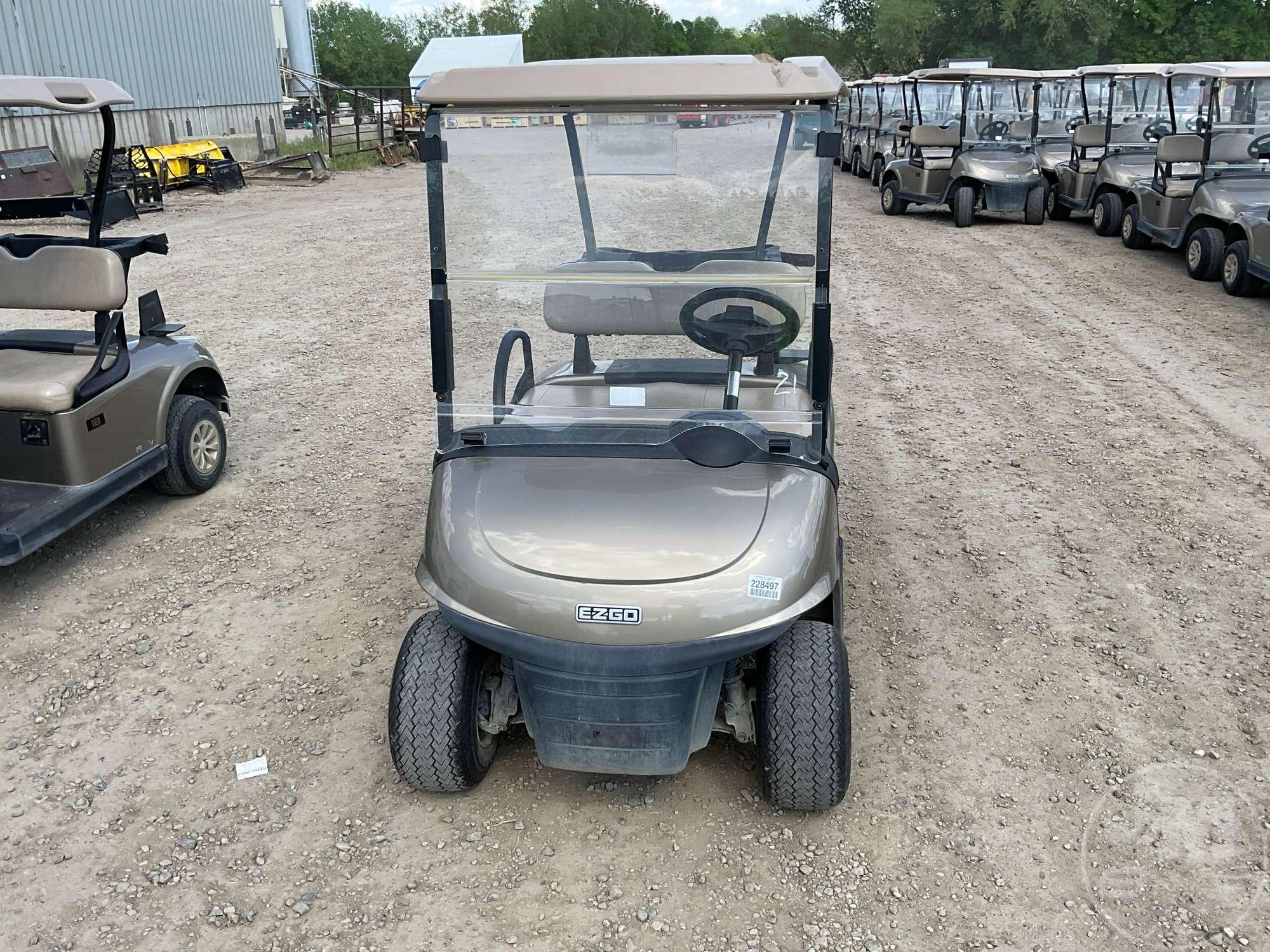 2021 EZ GO RXV GOLF CART 5607193