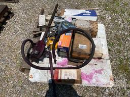 LOT OF VARIOUS ITEMS TO INCLUDE MANUAL DRUM FUEL PUMP,