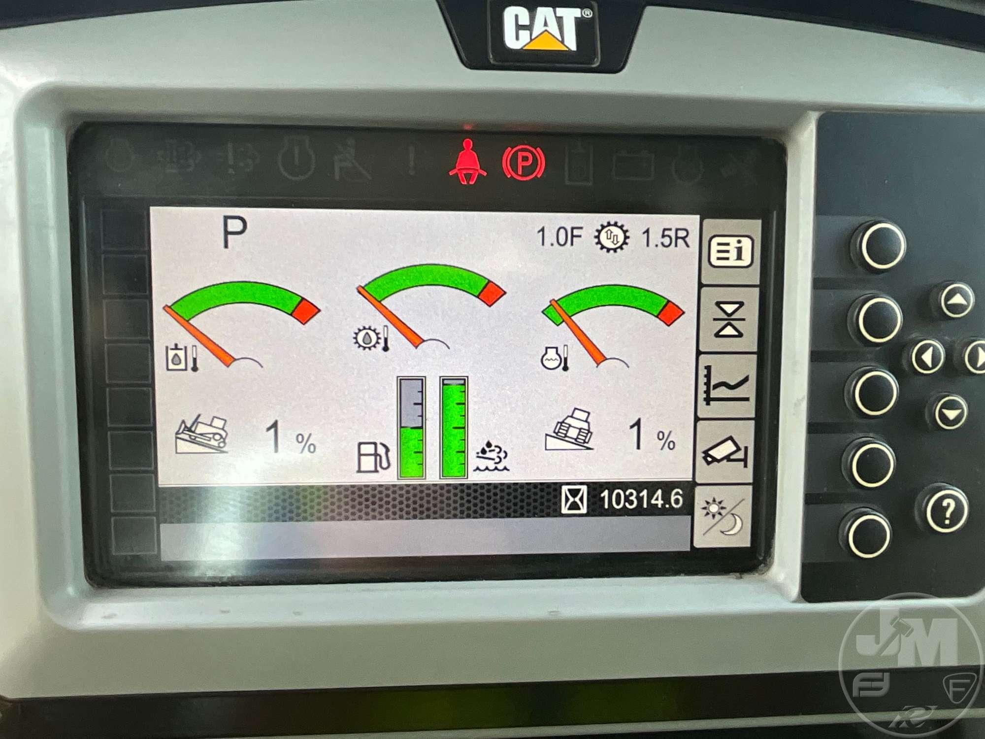 2018 CATERPILLAR D6T LGP CRAWLER TRACTOR SN: CAT00D6TLMH700754