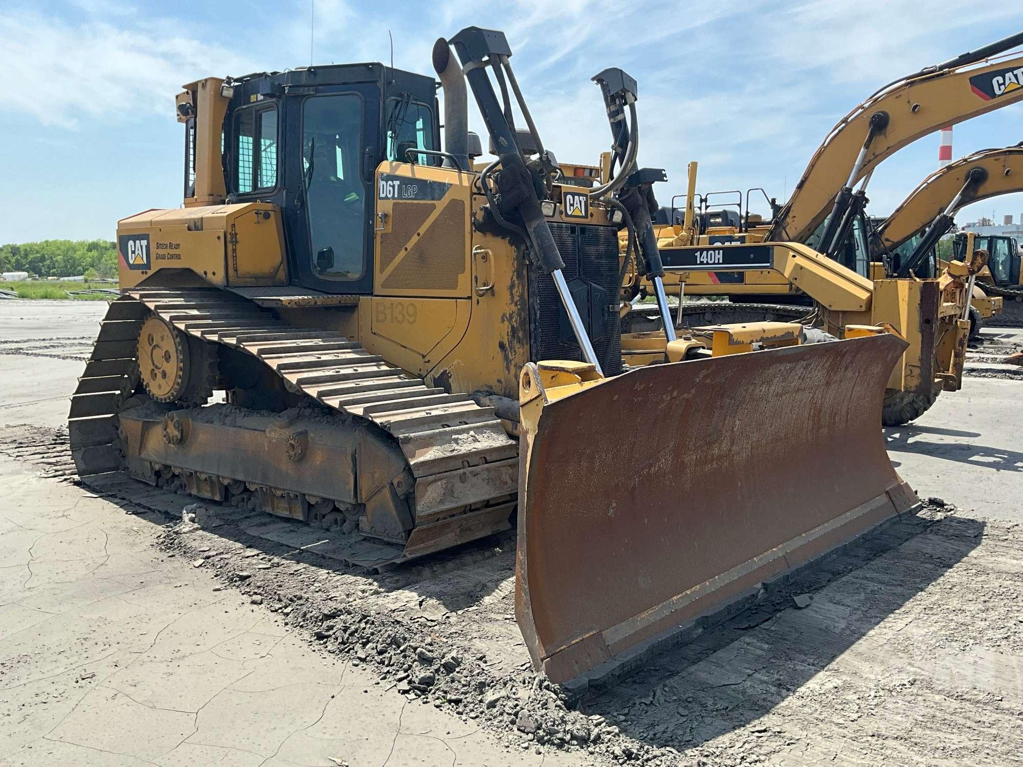 2018 CATERPILLAR D6T LGP CRAWLER TRACTOR SN: CAT00D6TLMH700754