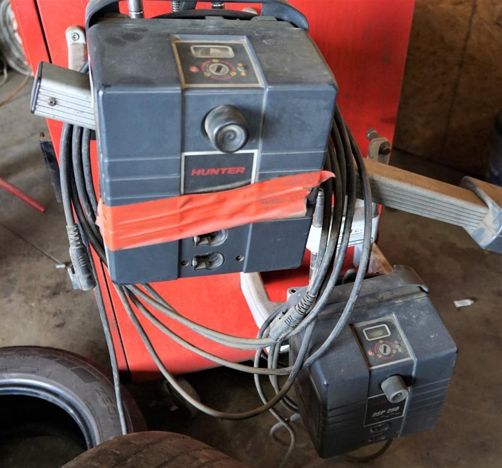 Hunter Alignment Machine