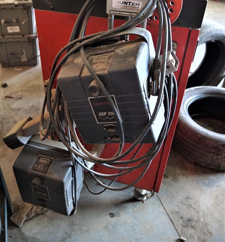 Hunter Alignment Machine