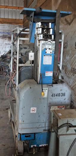 Genie Runabout Man Lift