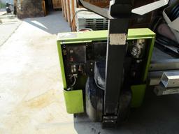 Clark Pallet Jack*