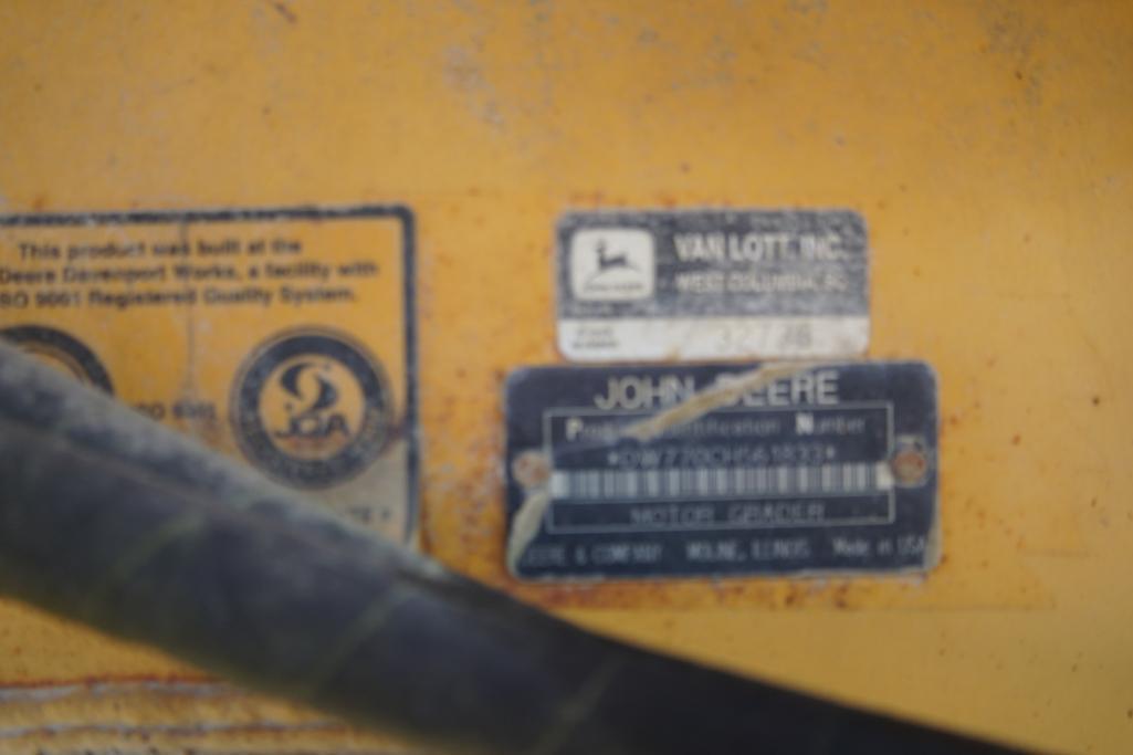 John Deere Grader