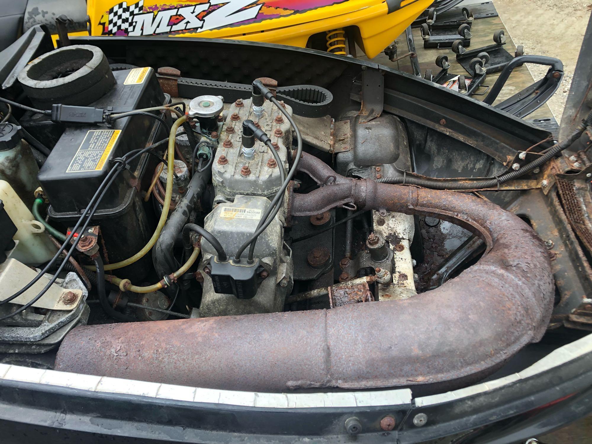 1996 Polaris Indy 500 Snowmobile