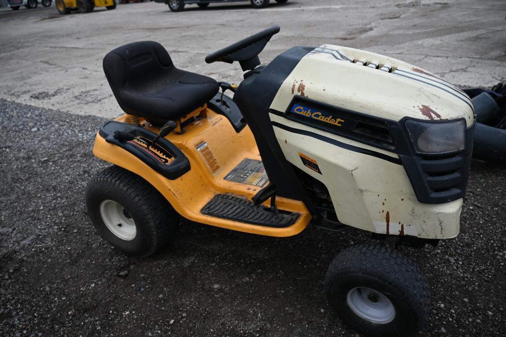 Cub Cadet LTX 1040 Garden Tractor