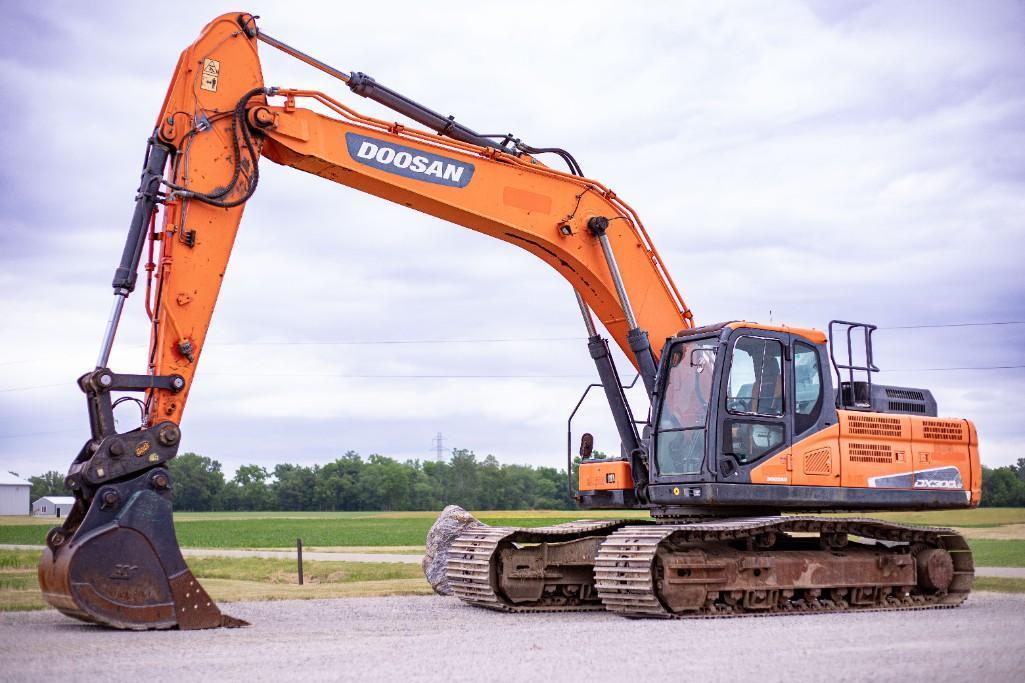 2014 Doosan DX300LC5 Excavator