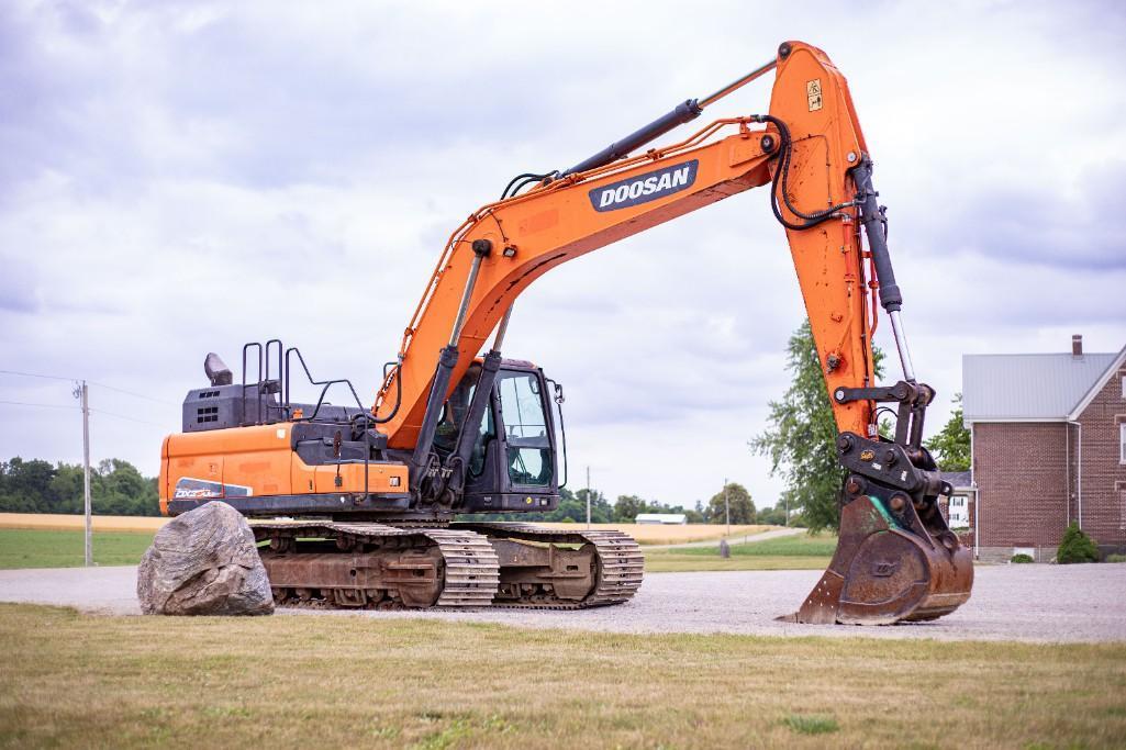 2014 Doosan DX300LC5 Excavator