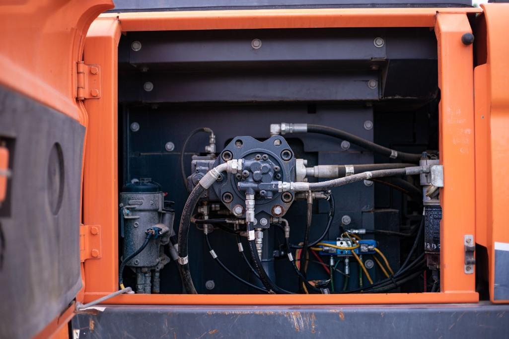 2014 Doosan DX300LC5 Excavator