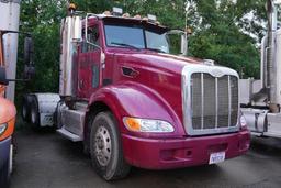 2012 Peterbilt Semi Truck
