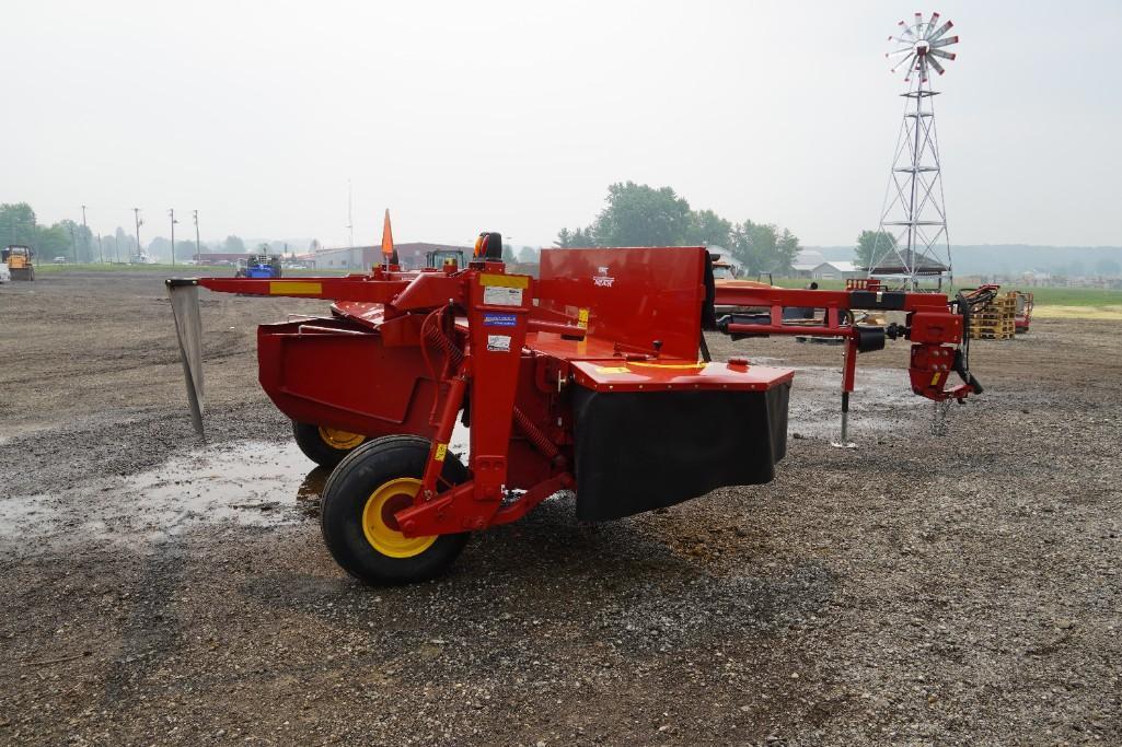 2021 New Holland 210 Discbine